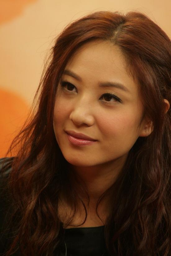 娱乐圈爆料郑希怡,揭秘不为人知的幕后故事 第1张 娱乐圈爆料郑希怡,揭秘不为人知的幕后故事 第1张